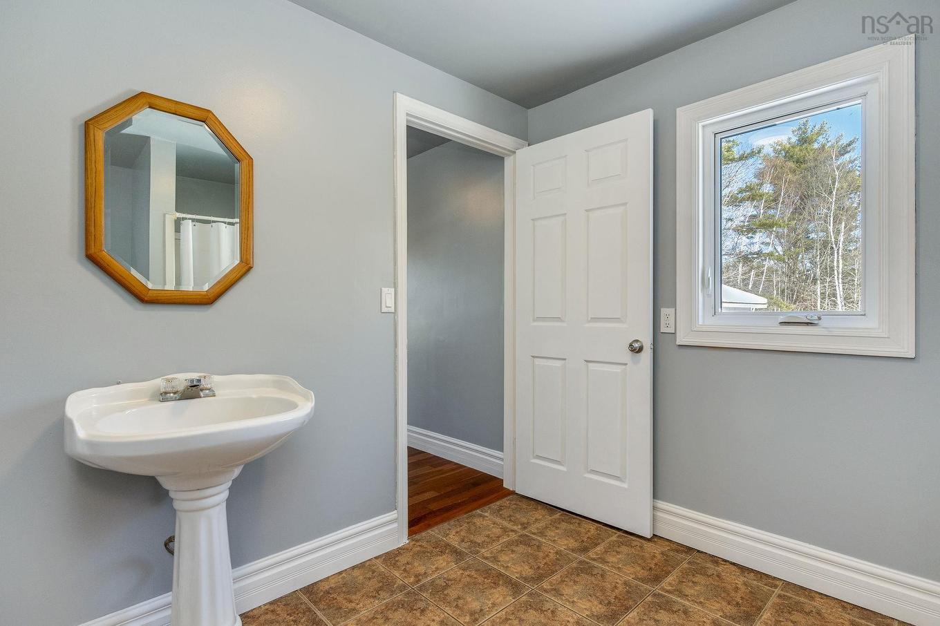 2 Oldham Rd, Enfield, NS