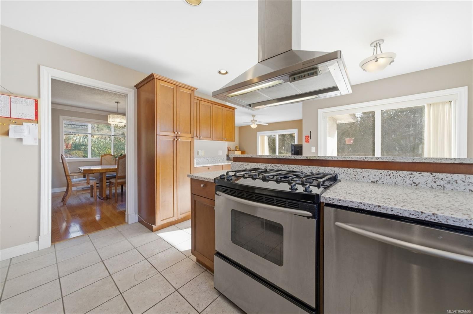 1185 Rock St, Saanich, BC