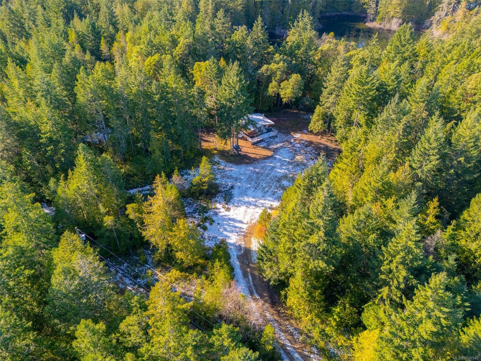 2740 Lakeview Rd, Qualicum Beach, BC