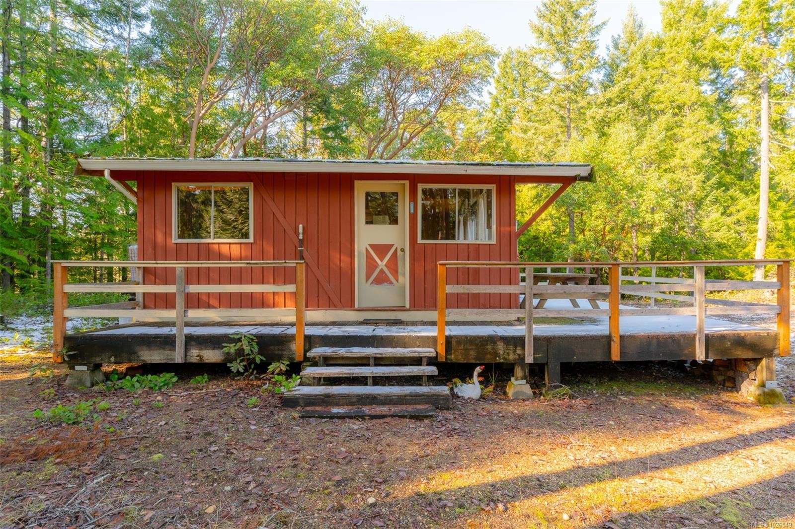 2740 Lakeview Rd, Qualicum Beach, BC