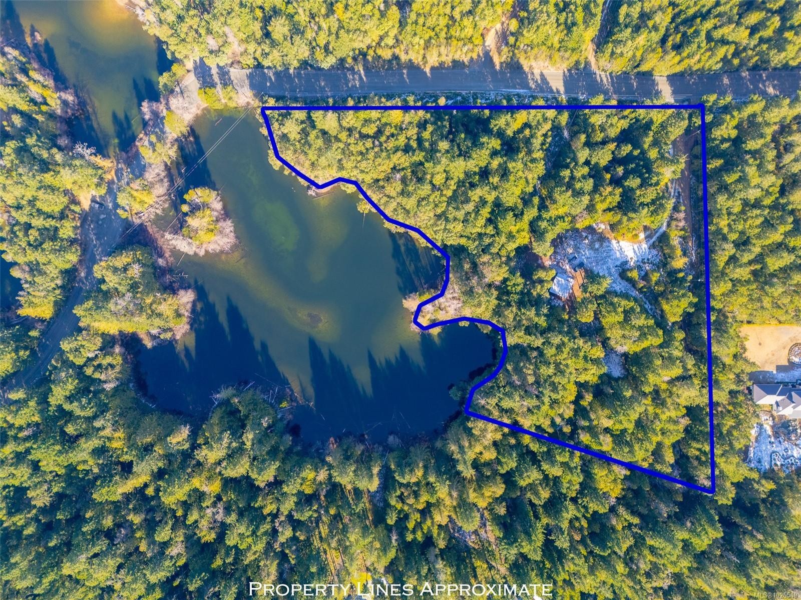 2740 Lakeview Rd, Qualicum Beach, BC