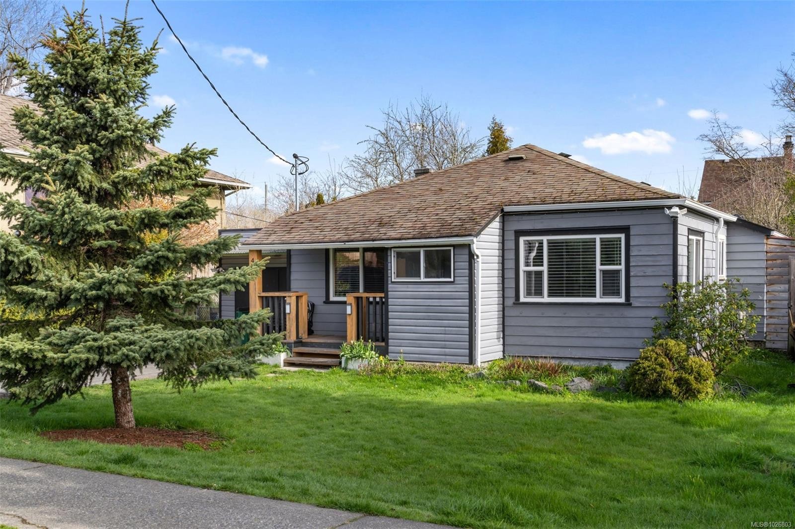 450 Obed Ave, Saanich, BC