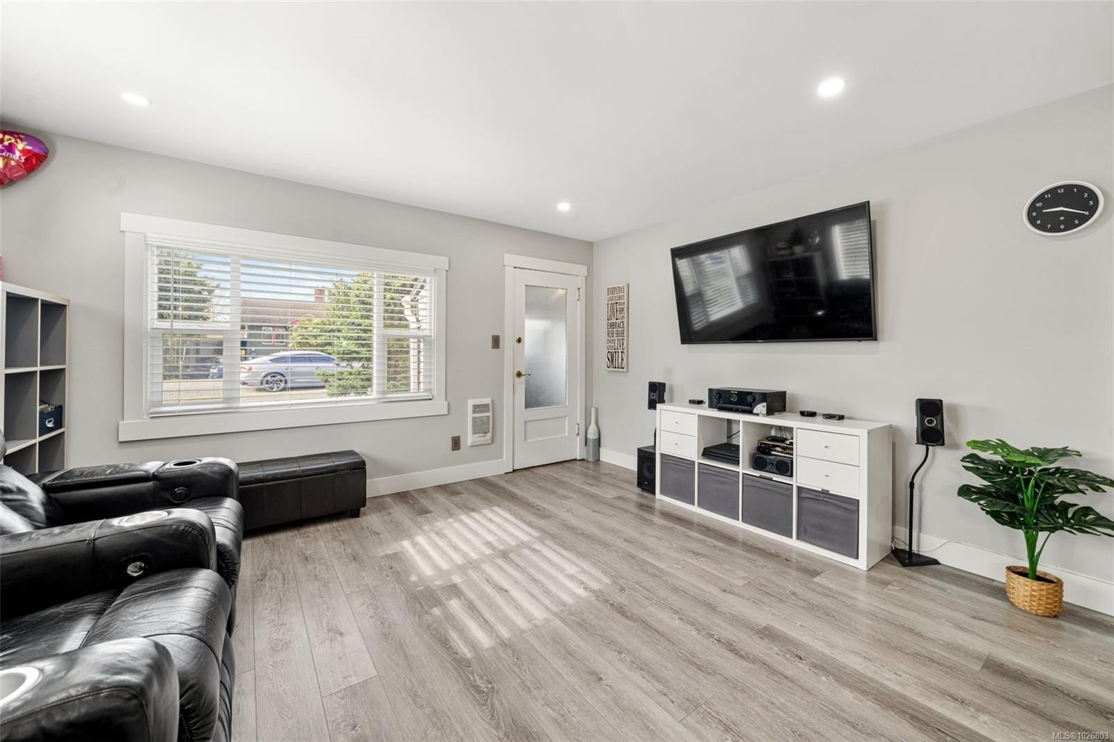 450 Obed Ave, Saanich, BC