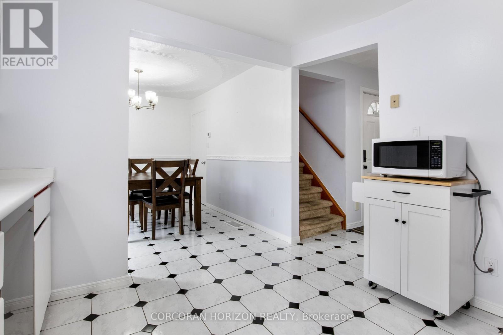 43 Middleton Street, Cambridge, ON - Indoor Photo Showing Other Room