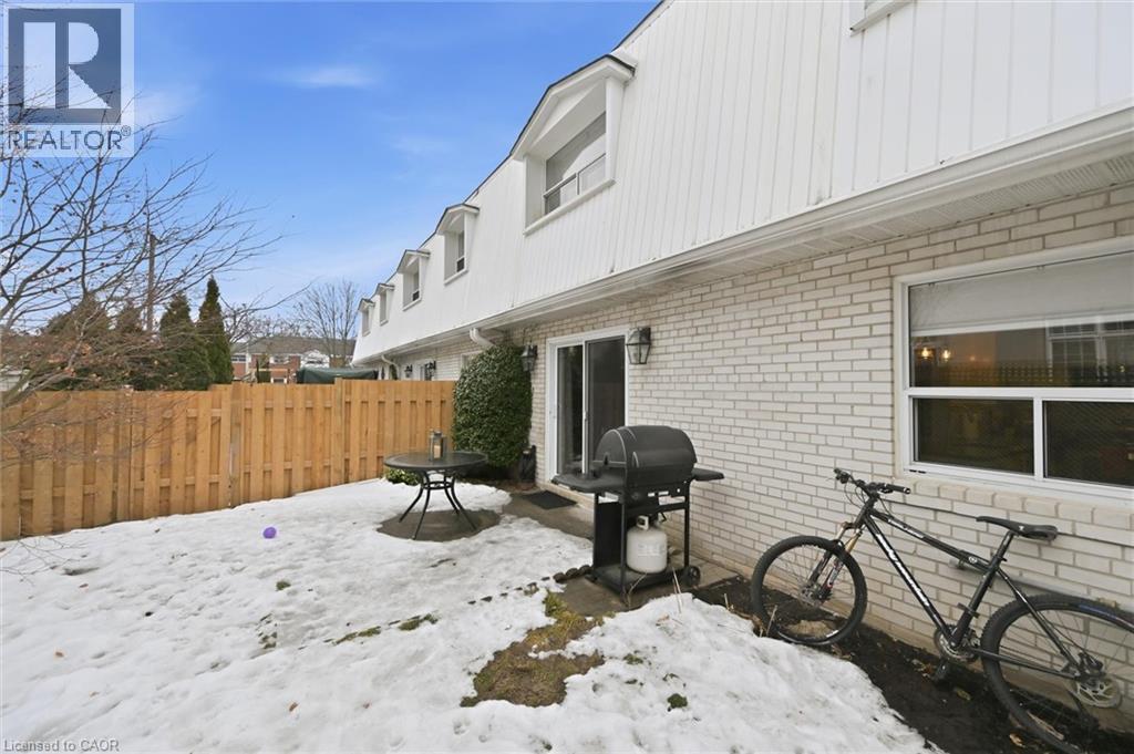 469 Claridge Road Unit# 6, Burlington, ON - Outdoor With Exterior