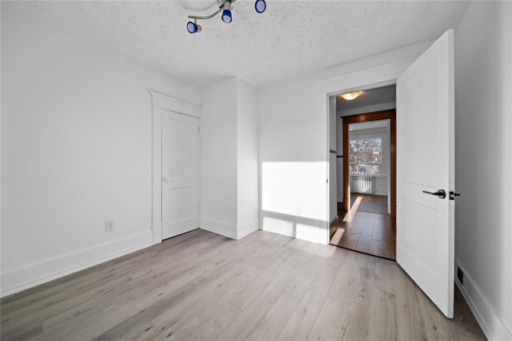 660 Machray Avenue, Winnipeg, MB - Indoor Photo Showing Other Room