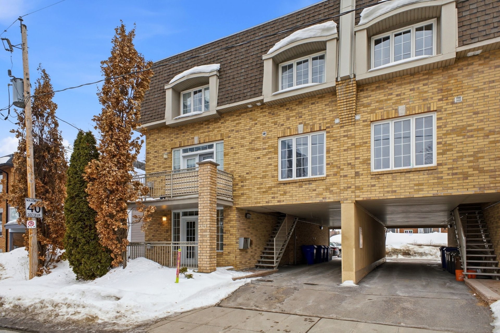 Façade - C-321 Rue Champlain, Gatineau (Hull), QC - Outdoor