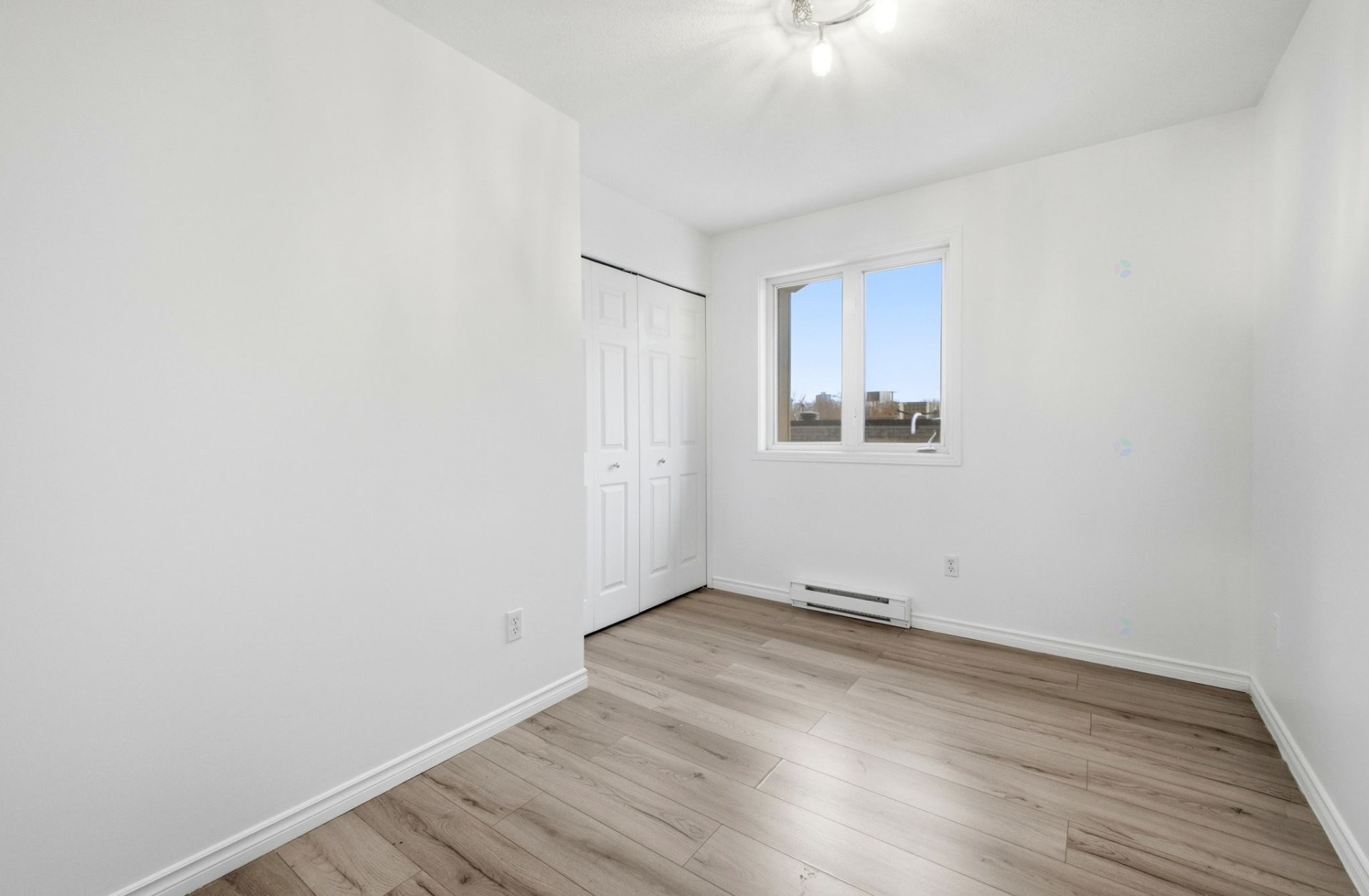 Chambre à coucher - C-321 Rue Champlain, Gatineau (Hull), QC - Indoor Photo Showing Other Room