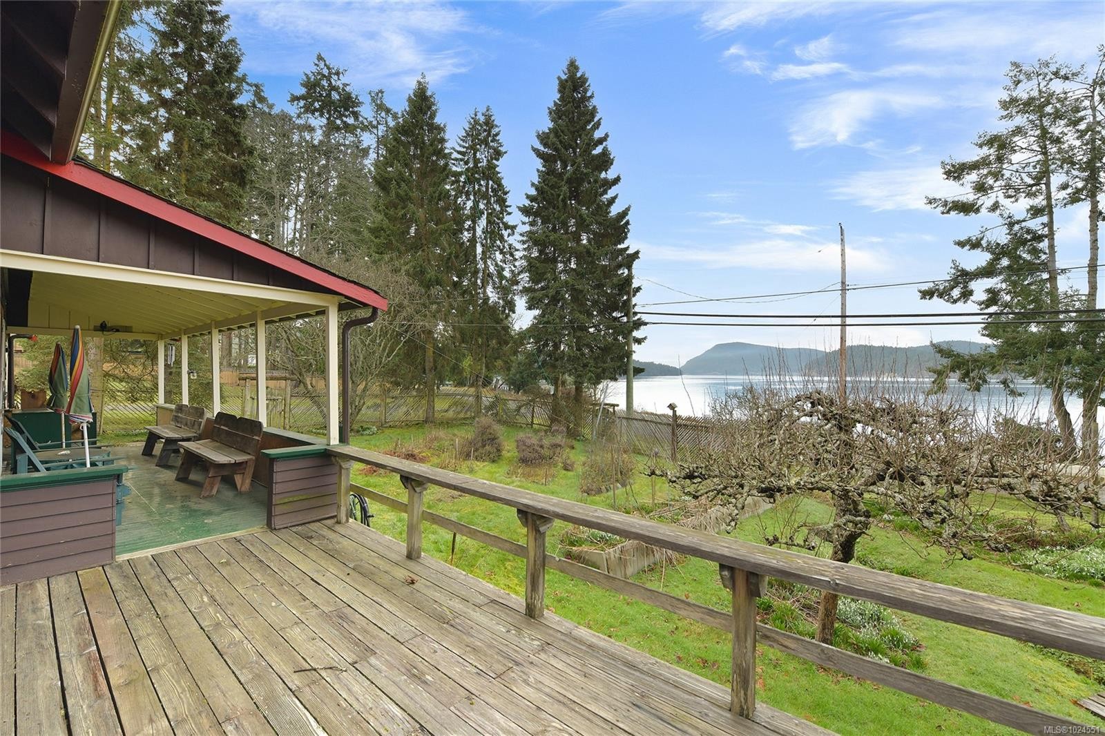 417 Sunset Pl, Mayne Island, BC