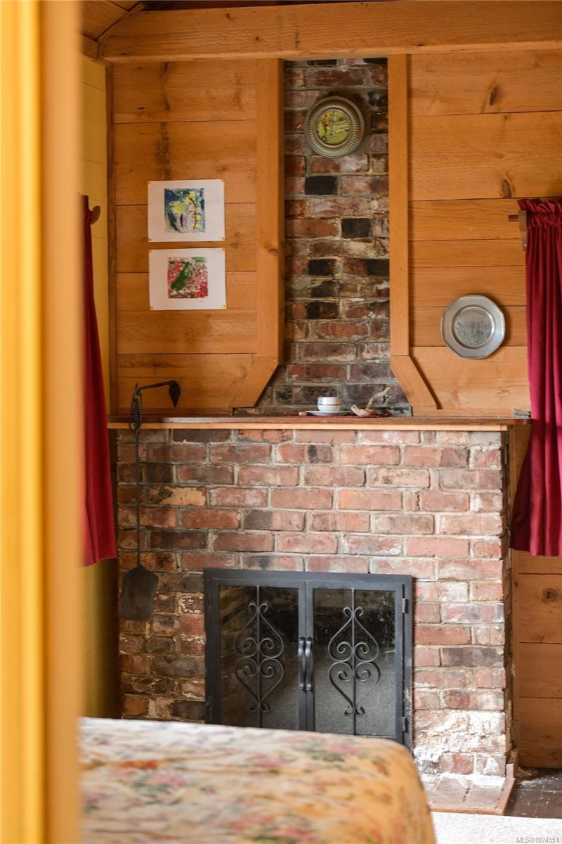 417 Sunset Pl, Mayne Island, BC