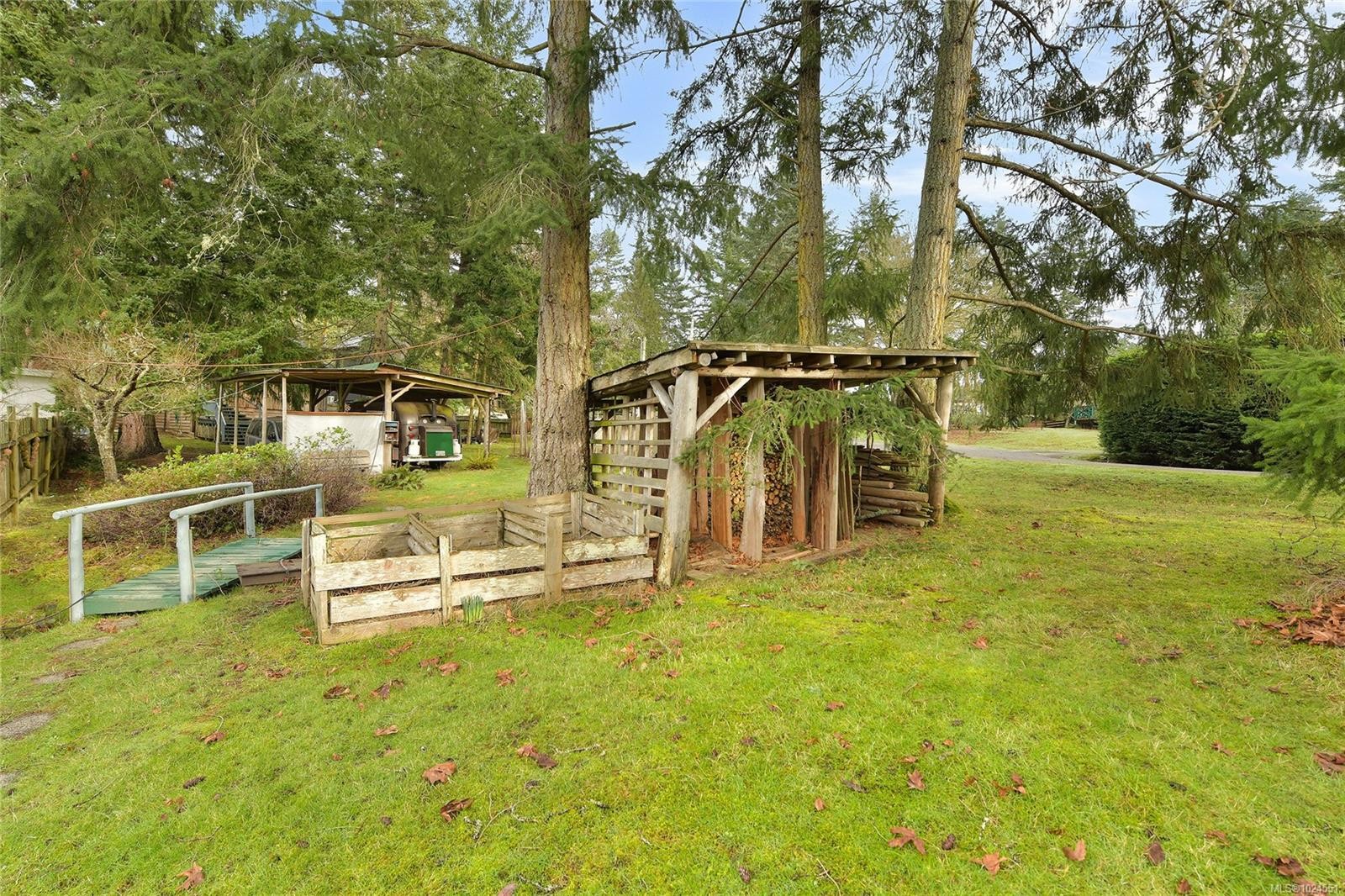 417 Sunset Pl, Mayne Island, BC