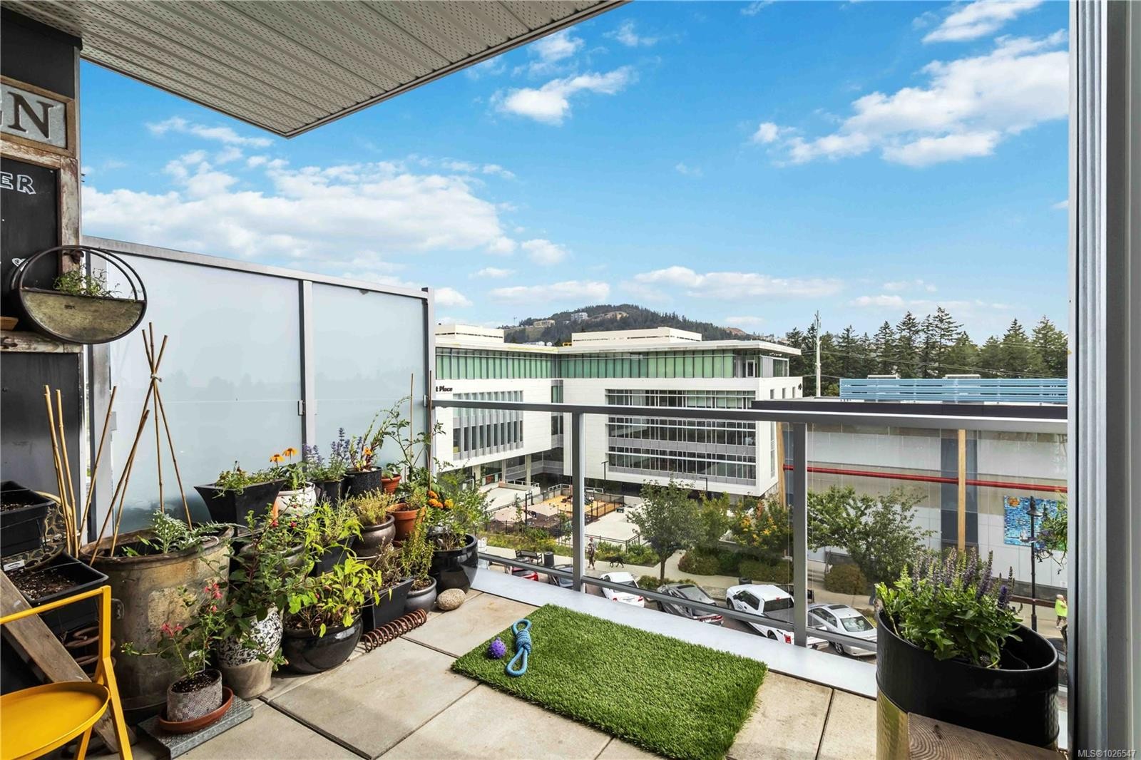 310-1311 Lakepoint Way, Langford, BC