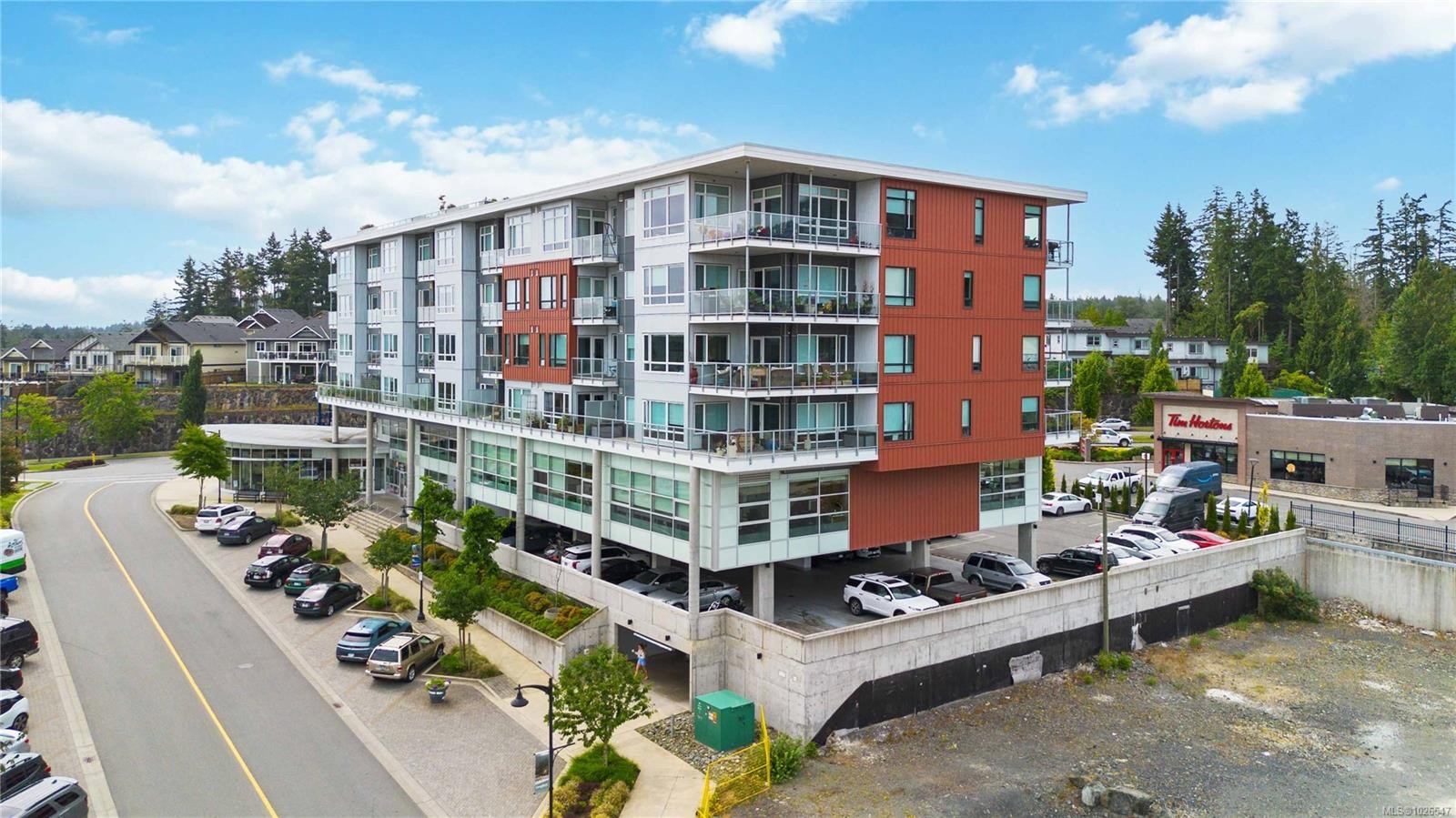 310-1311 Lakepoint Way, Langford, BC