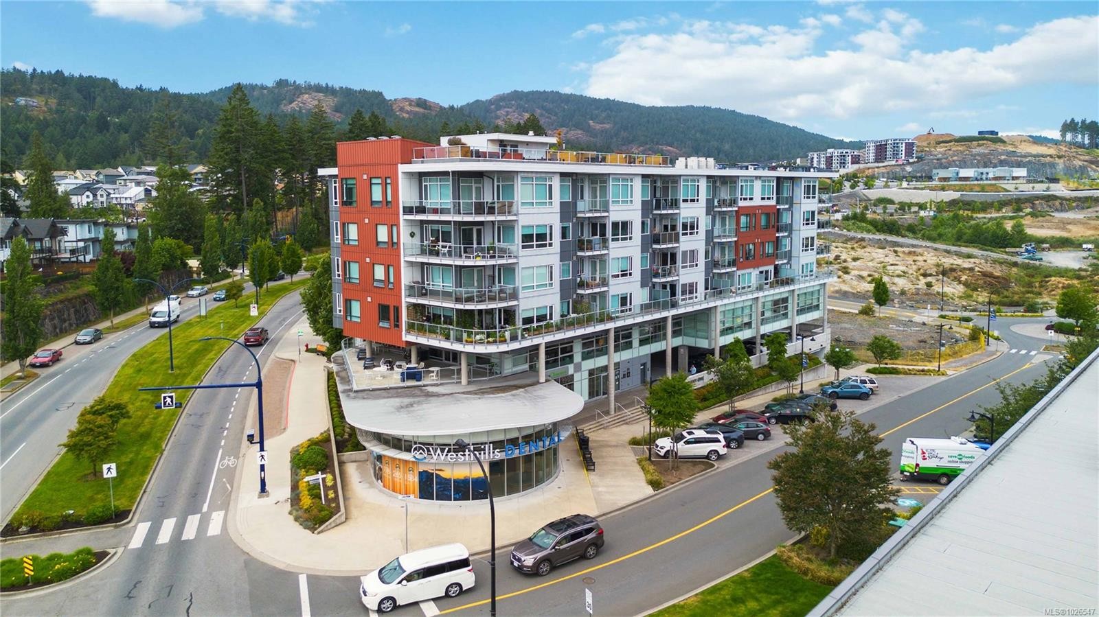 310-1311 Lakepoint Way, Langford, BC