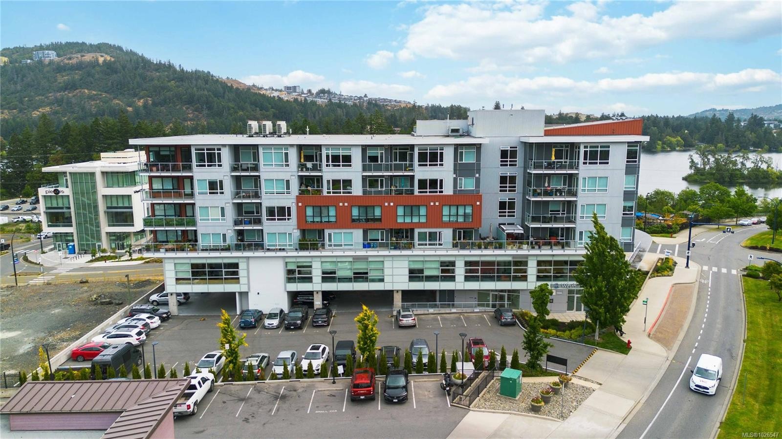 310-1311 Lakepoint Way, Langford, BC