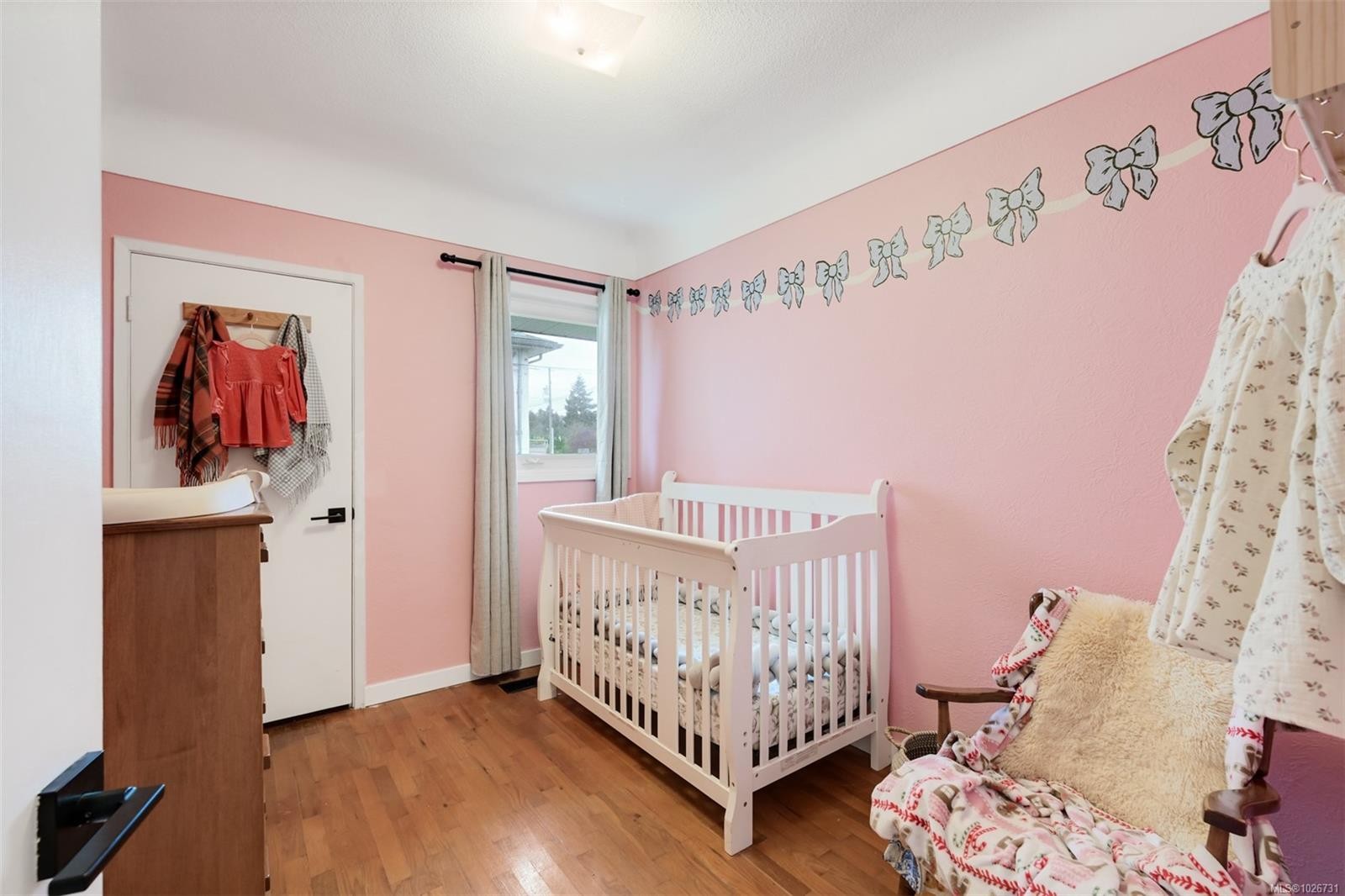 1680 Sheridan Ave, Saanich, BC