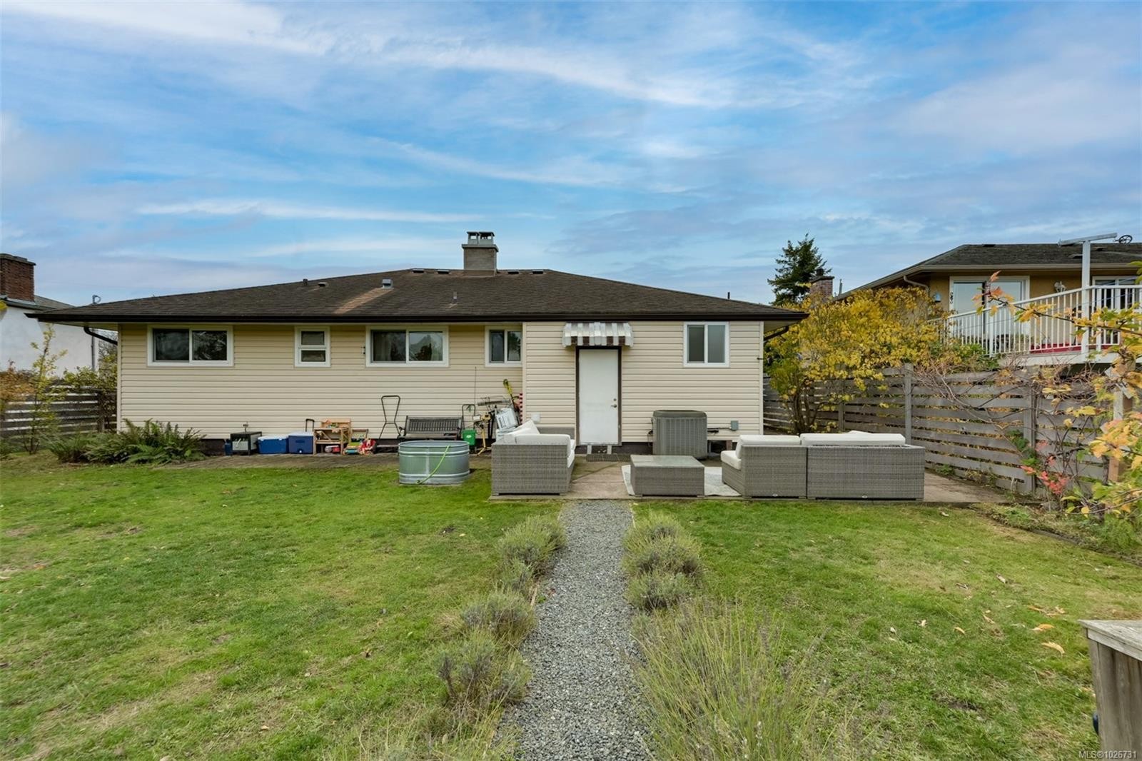 1680 Sheridan Ave, Saanich, BC