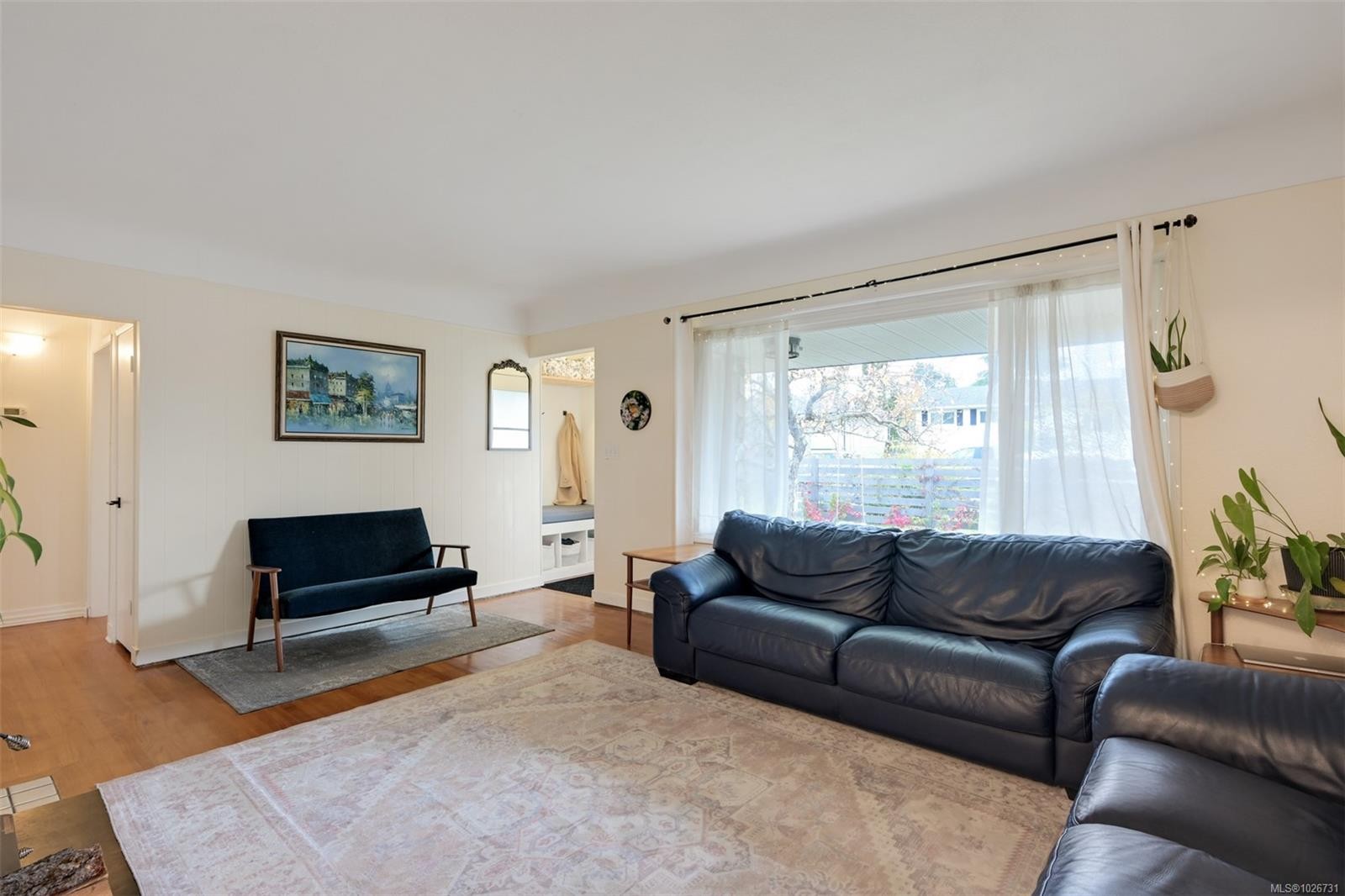 1680 Sheridan Ave, Saanich, BC