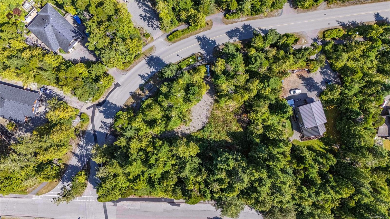 844 Rainforest Dr, Ucluelet, BC