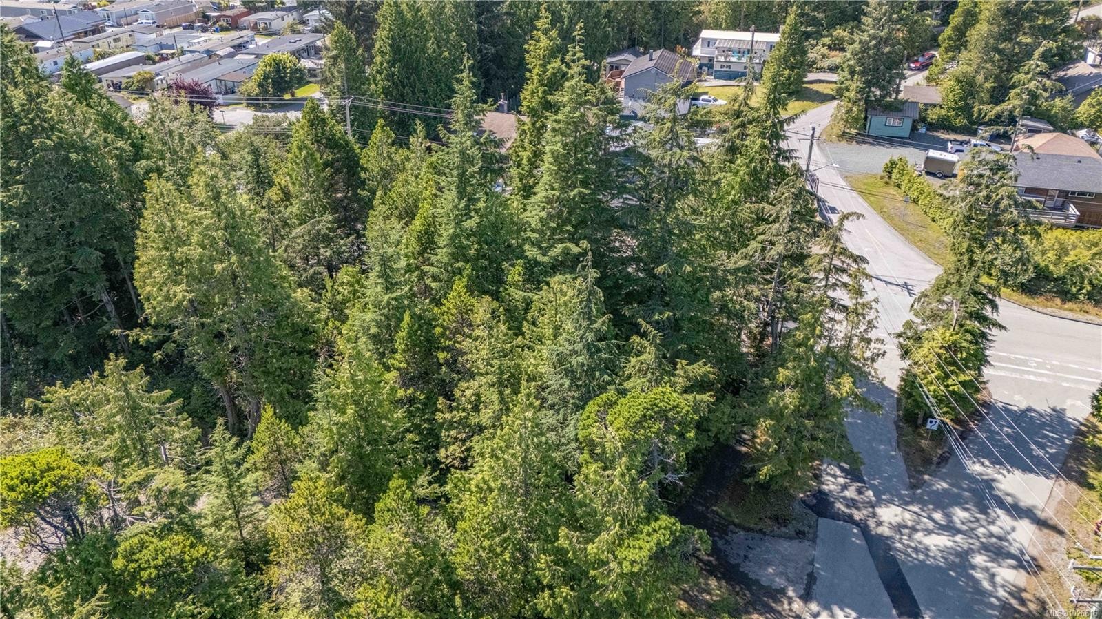 844 Rainforest Dr, Ucluelet, BC