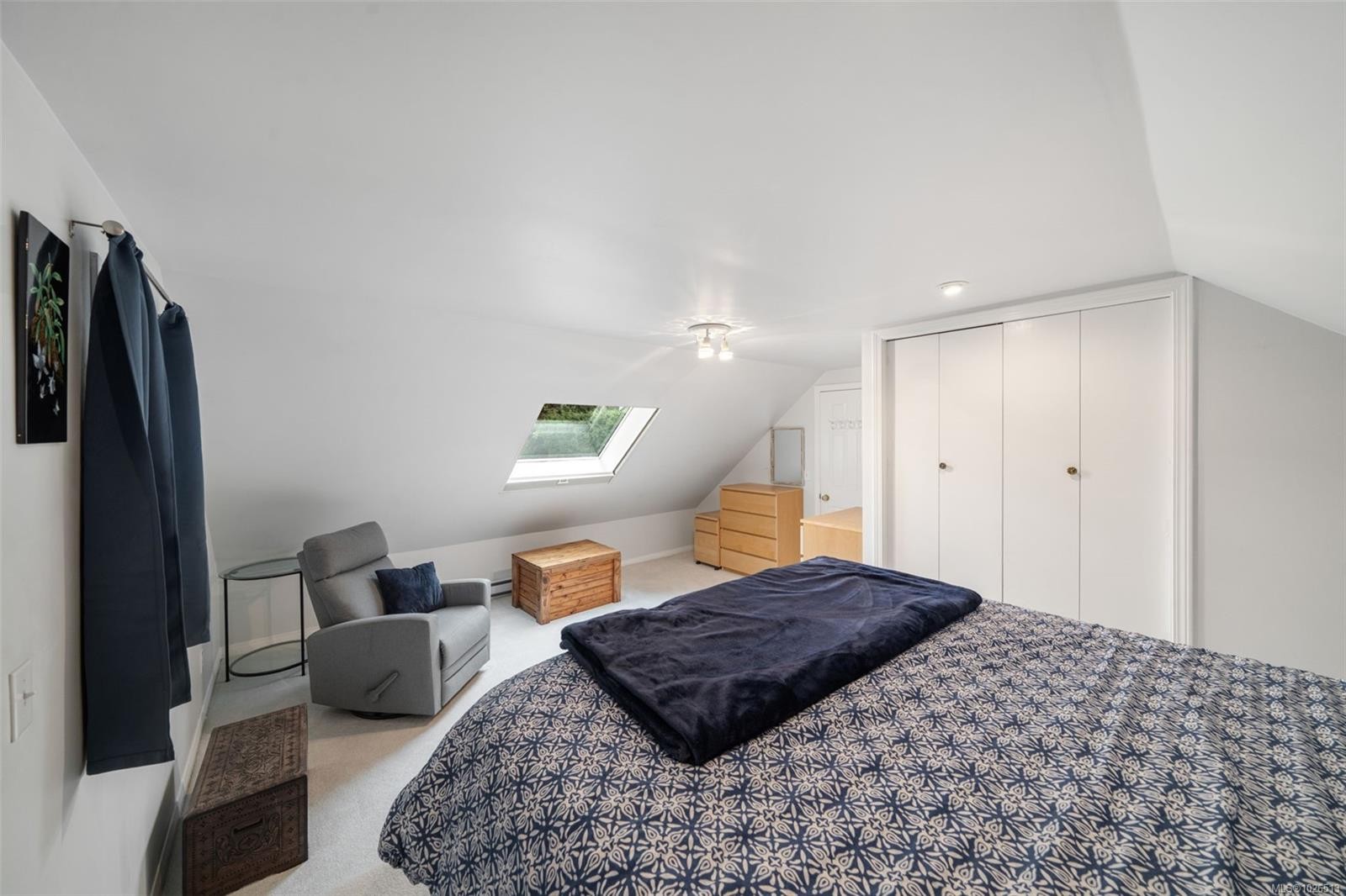 1741 Barrie Rd, Saanich, BC