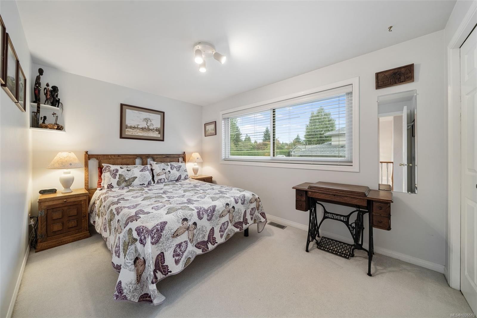 1741 Barrie Rd, Saanich, BC