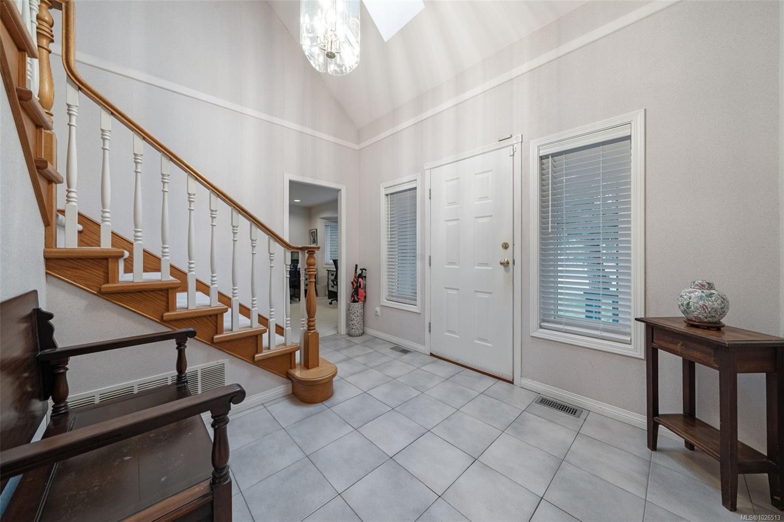 1741 Barrie Rd, Saanich, BC