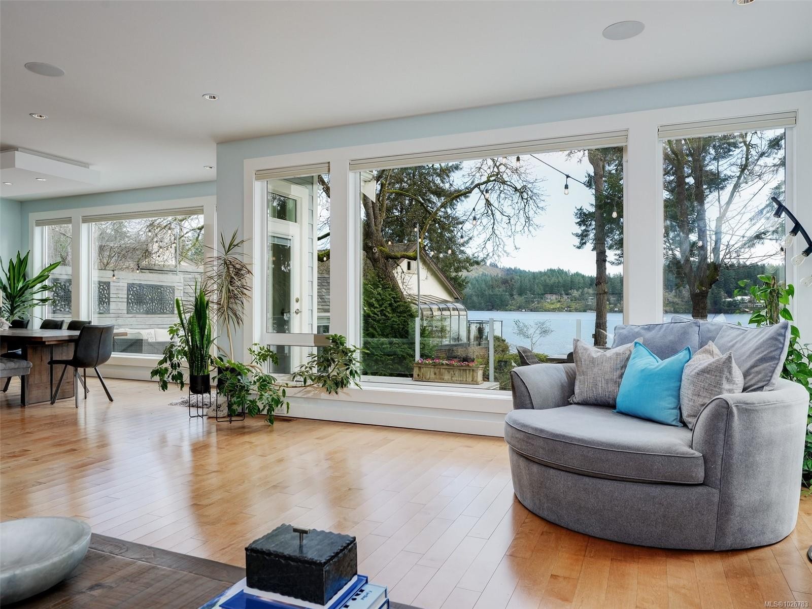 4885 Prospect Lake Rd, Saanich, BC