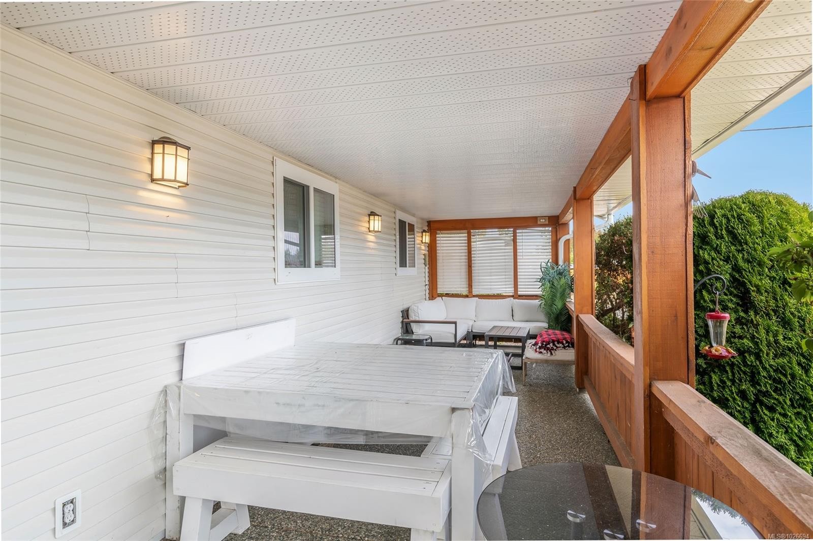 697 Woodburn St, Parksville, BC