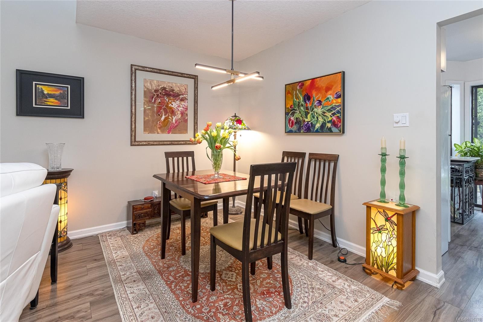 2-10025 Fifth St, Sidney, BC