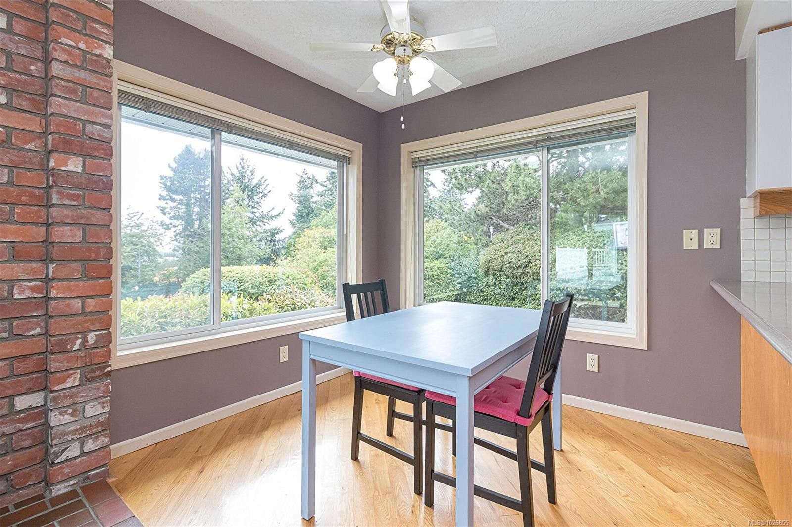 4569 Boulderwood Dr, Saanich, BC