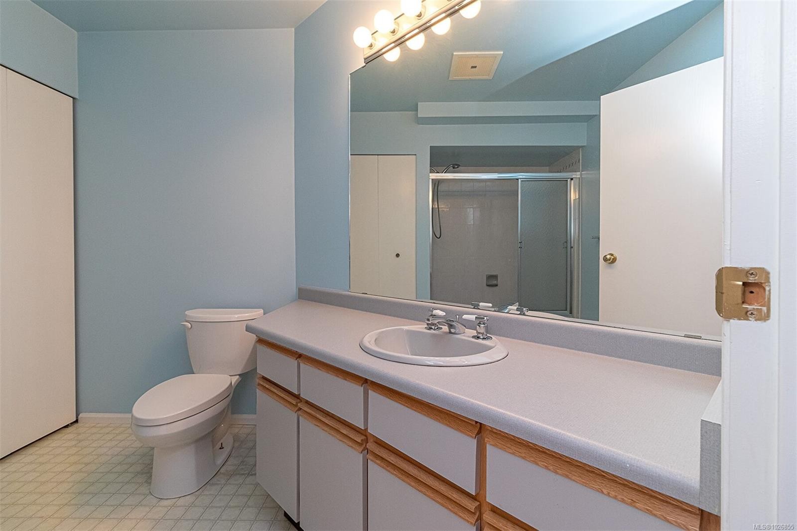 4569 Boulderwood Dr, Saanich, BC