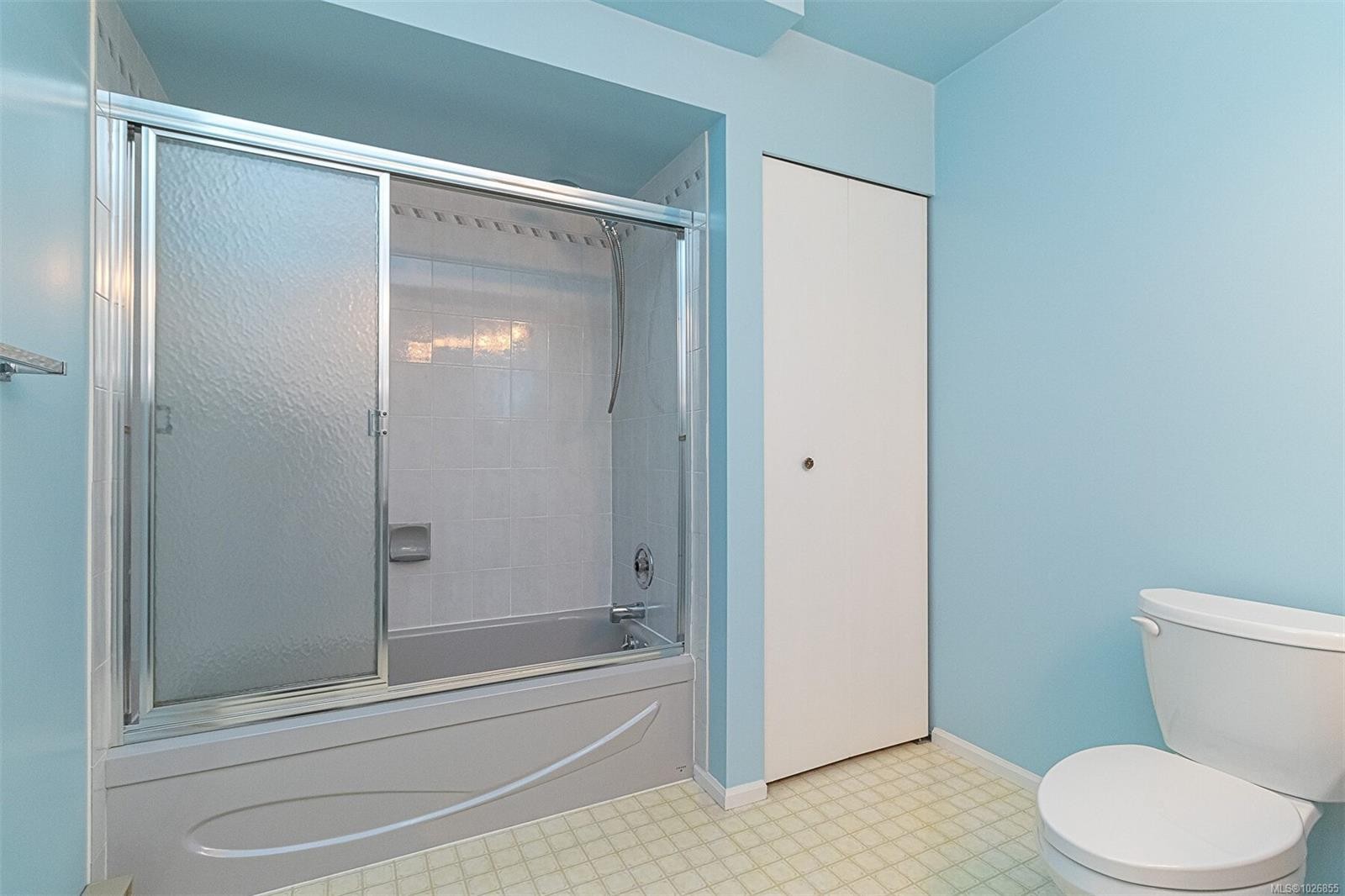 4569 Boulderwood Dr, Saanich, BC