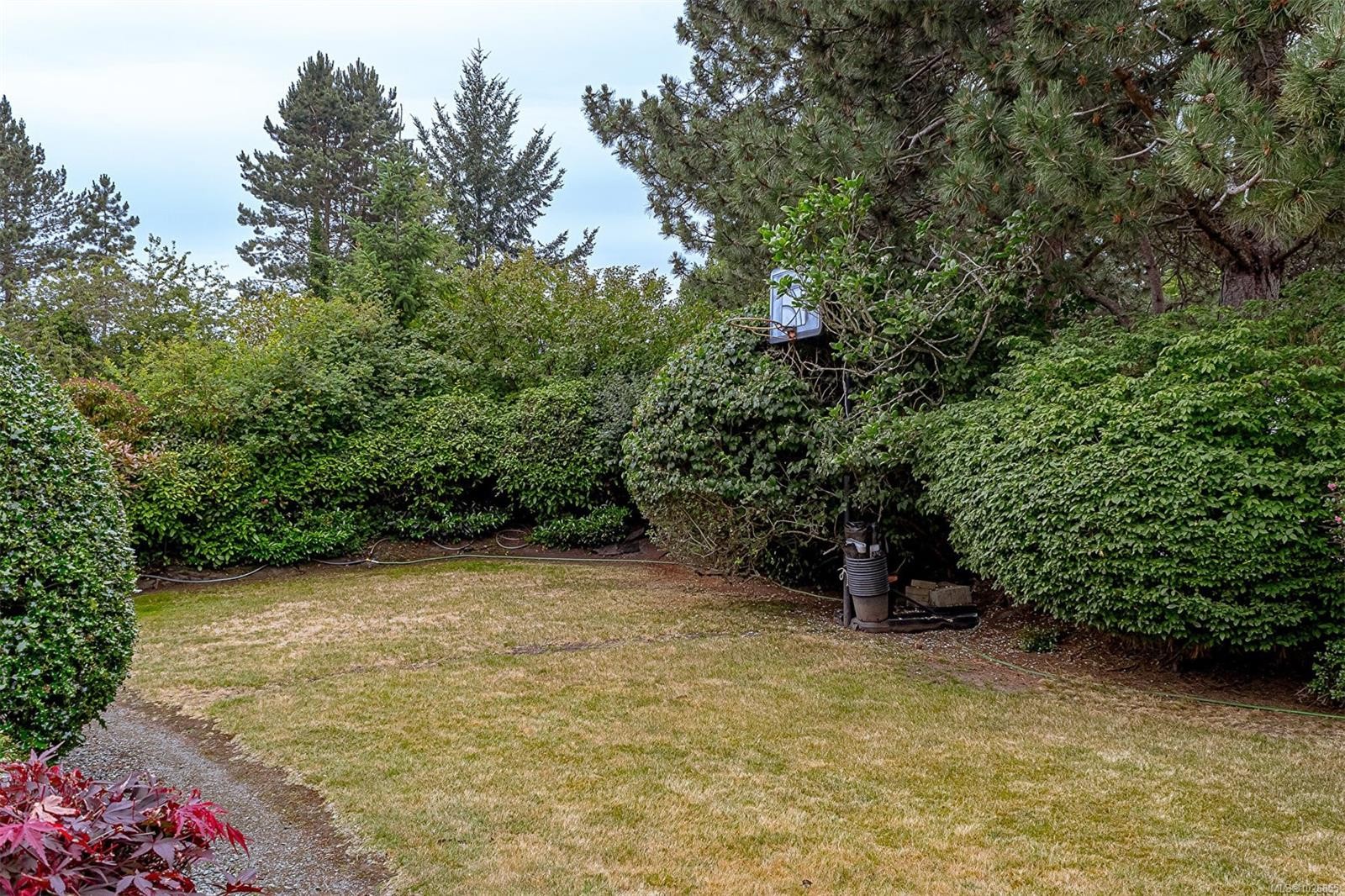 4569 Boulderwood Dr, Saanich, BC