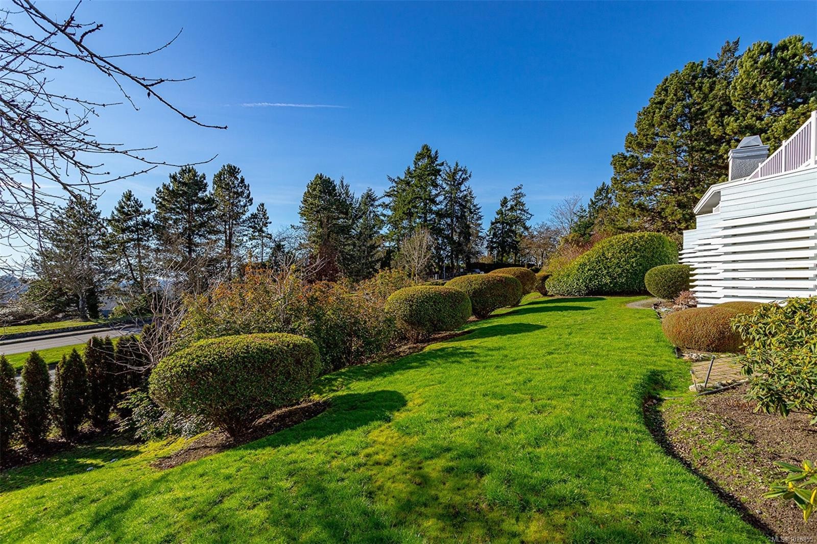 4569 Boulderwood Dr, Saanich, BC