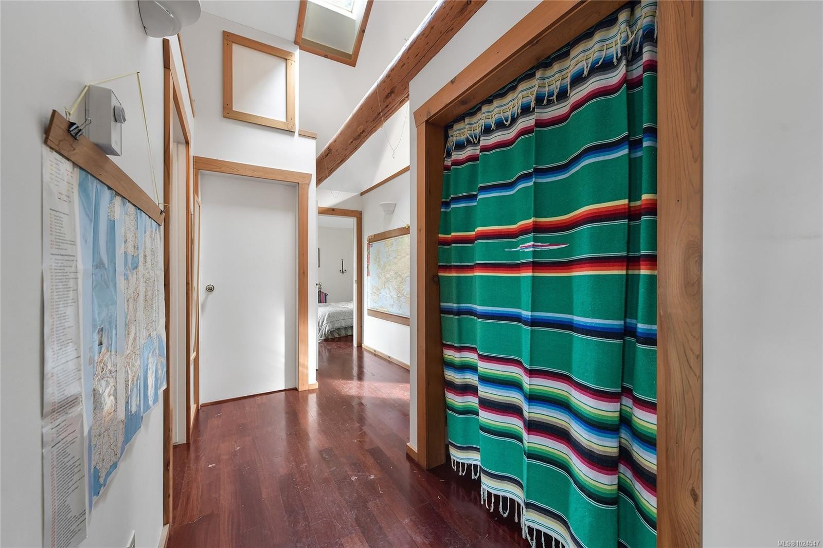 421 Sunset Pl, Mayne Island, BC