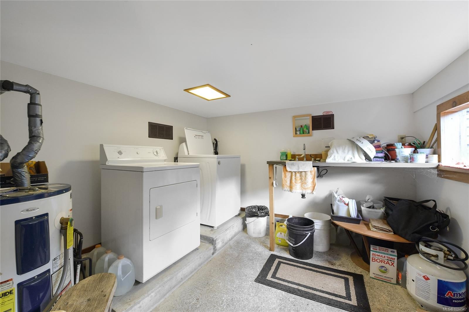 421 Sunset Pl, Mayne Island, BC