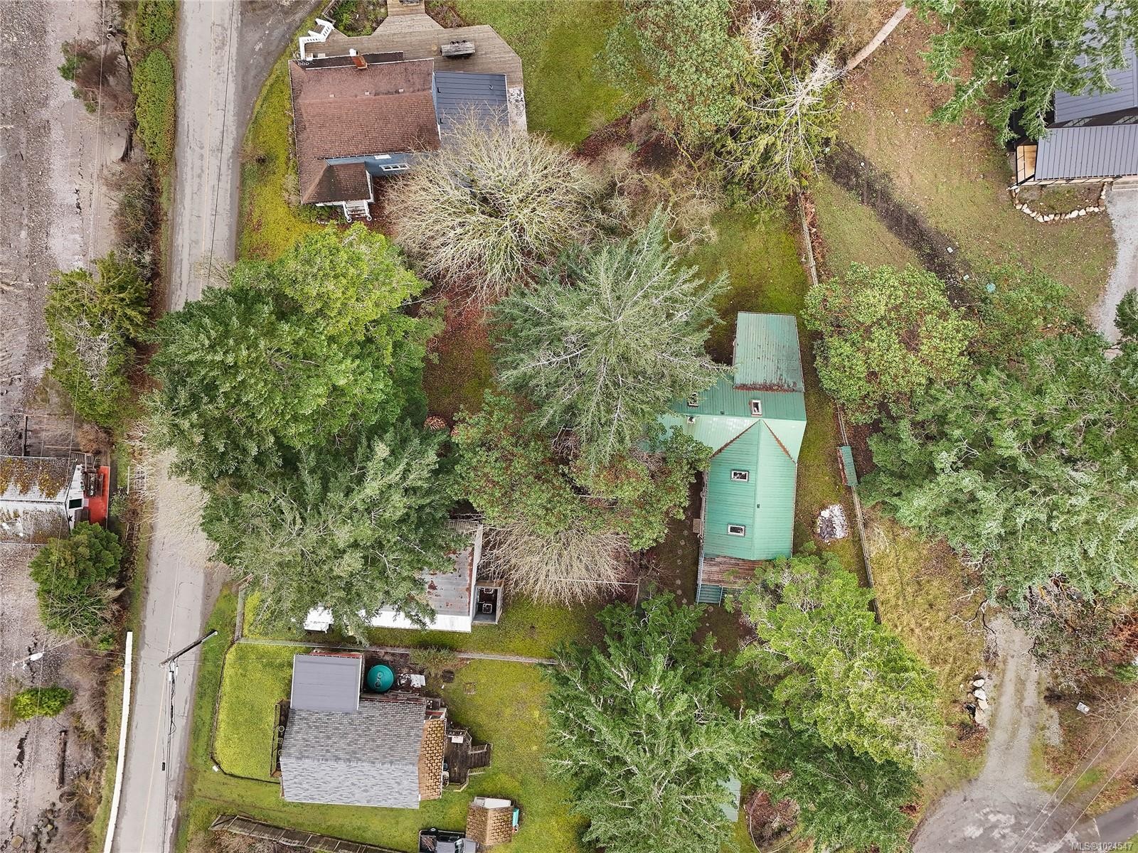 421 Sunset Pl, Mayne Island, BC