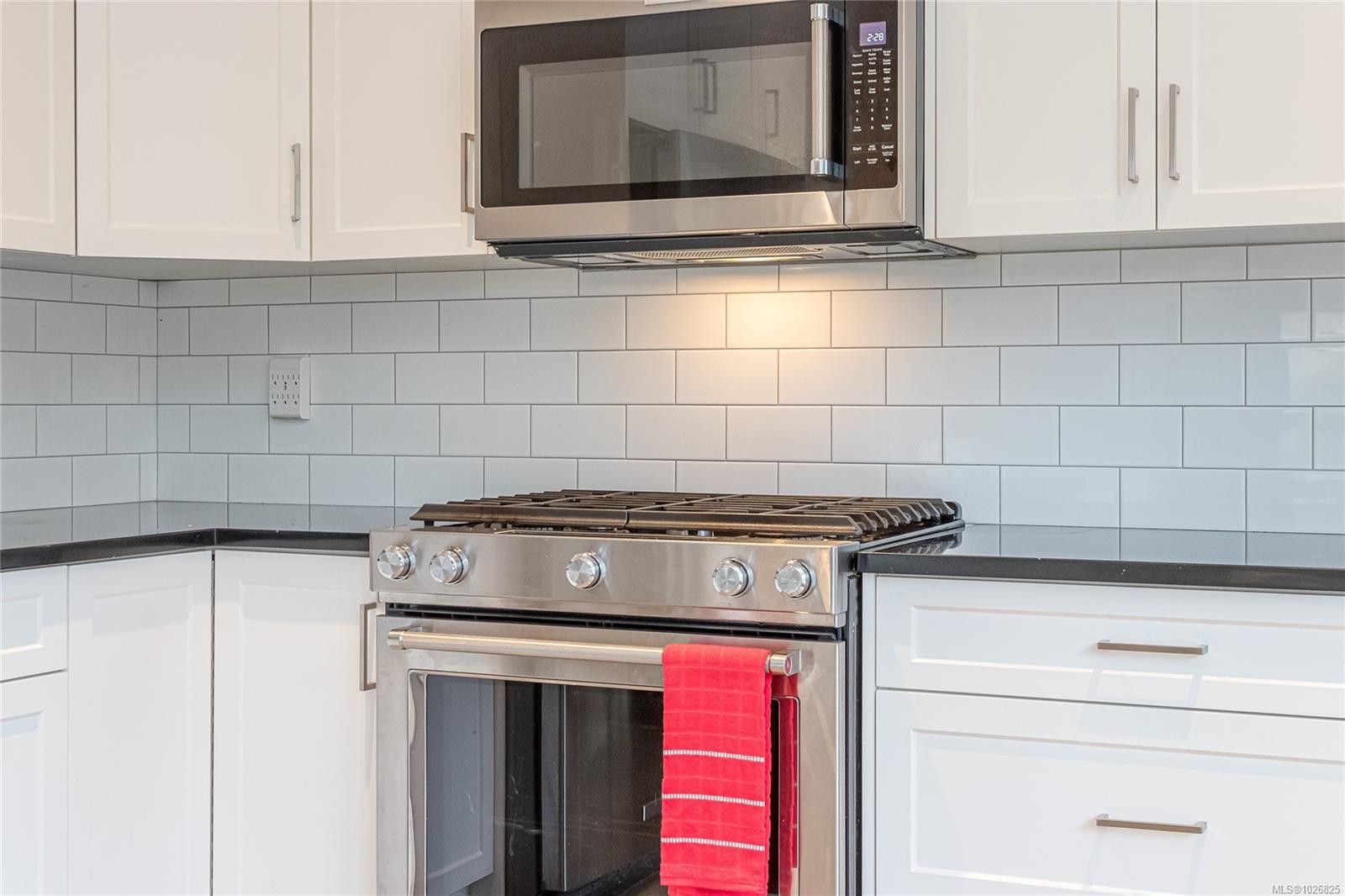 6153 Garside Rd, Nanaimo, BC