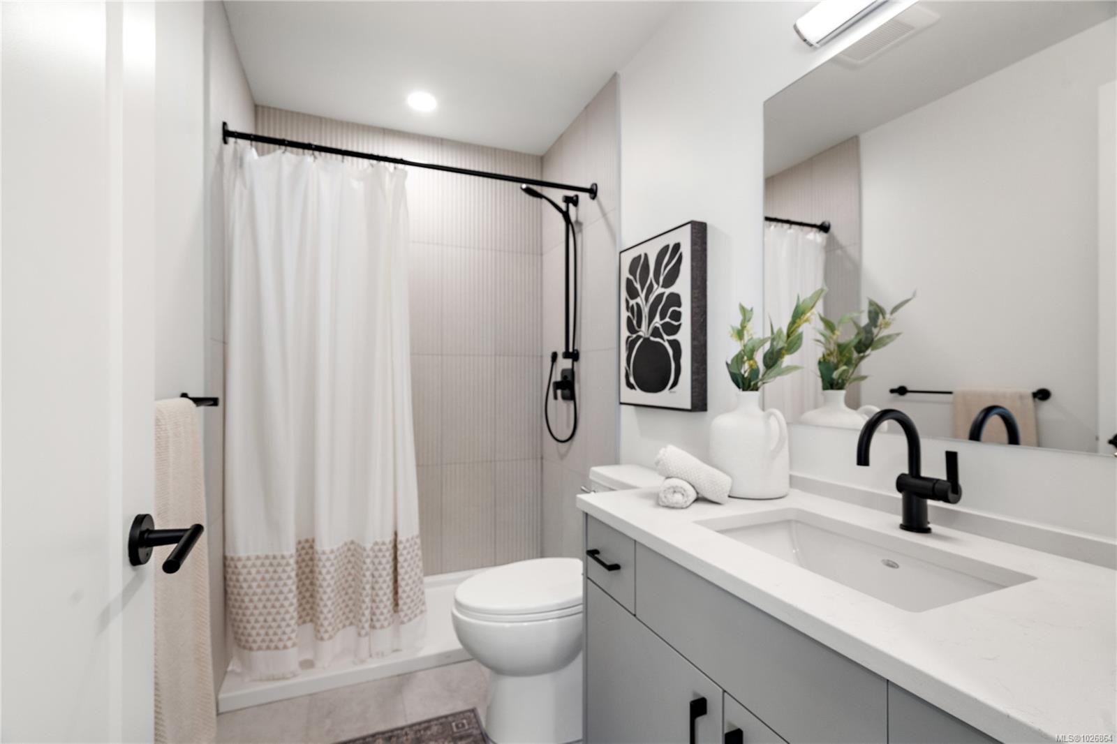 Th3-1102 Esquimalt Rd, Esquimalt, BC