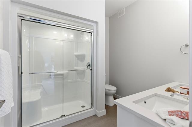 17 Parkrose Pl, St Adolphe, MB