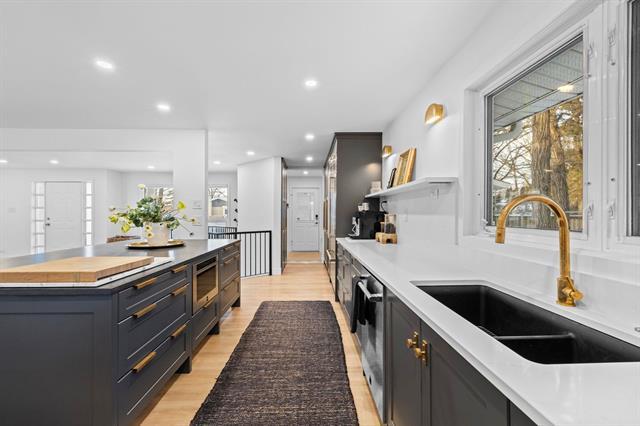 120 Mountbatten Ave, Winnipeg, MB