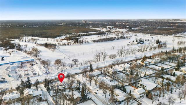 120 Mountbatten Ave, Winnipeg, MB