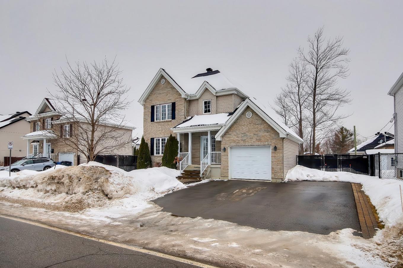 Façade - 20 Rue Joseph-Bepka, Blainville, QC - Outdoor With Facade