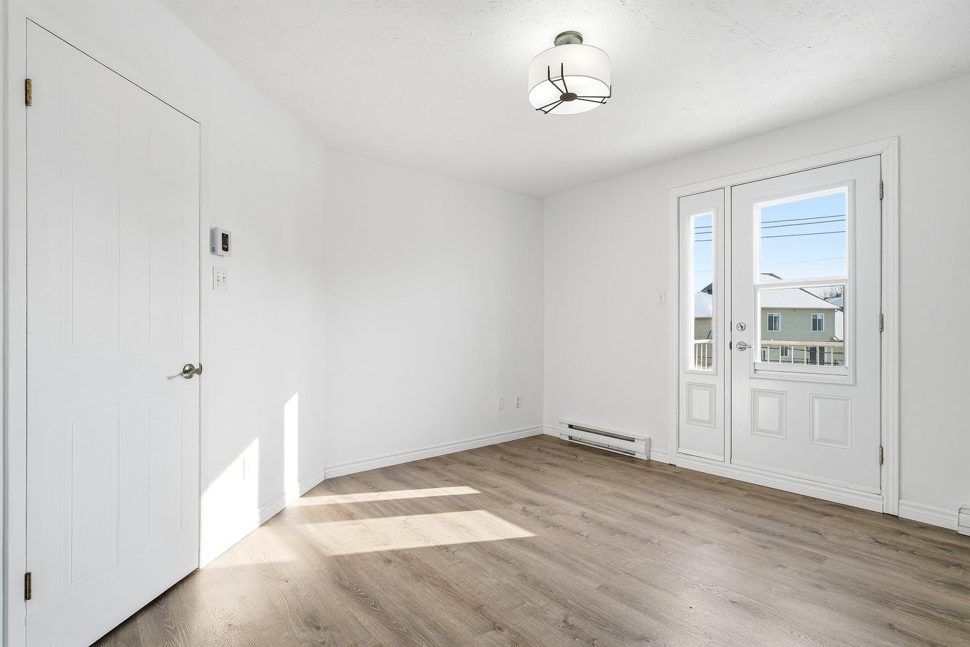 Bedroom - 5-1381 Rue Zotique-Giard, Chambly, QC - Indoor Photo Showing Other Room