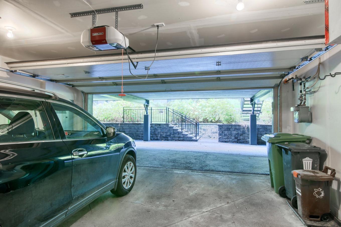 Garage - 168 Rue De La Rotonde, Montréal (Verdun/Île-Des-Soeurs), QC