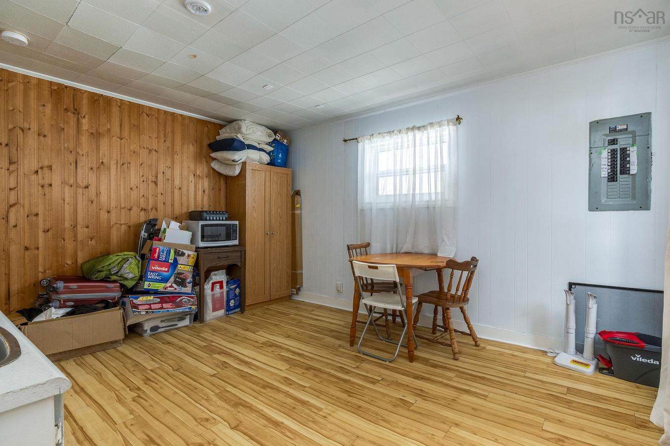 16 High Street, Dartmouth, NS