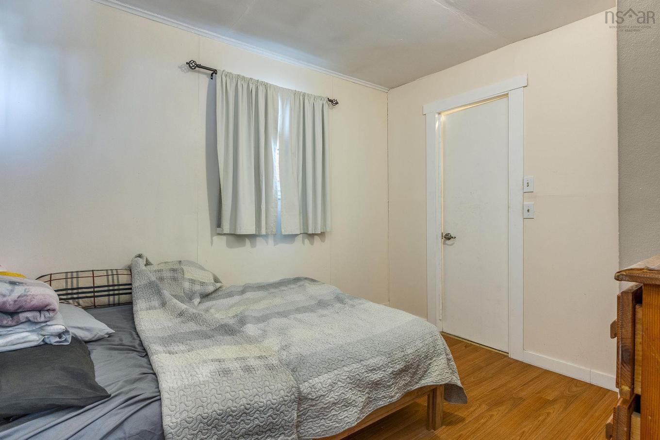 16 High Street, Dartmouth, NS