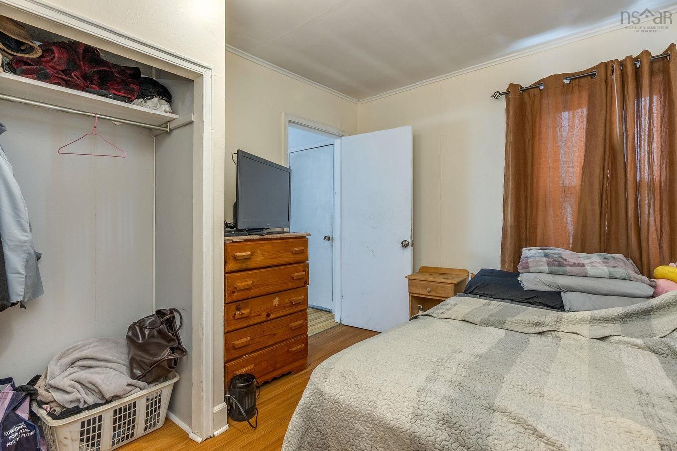 16 High Street, Dartmouth, NS