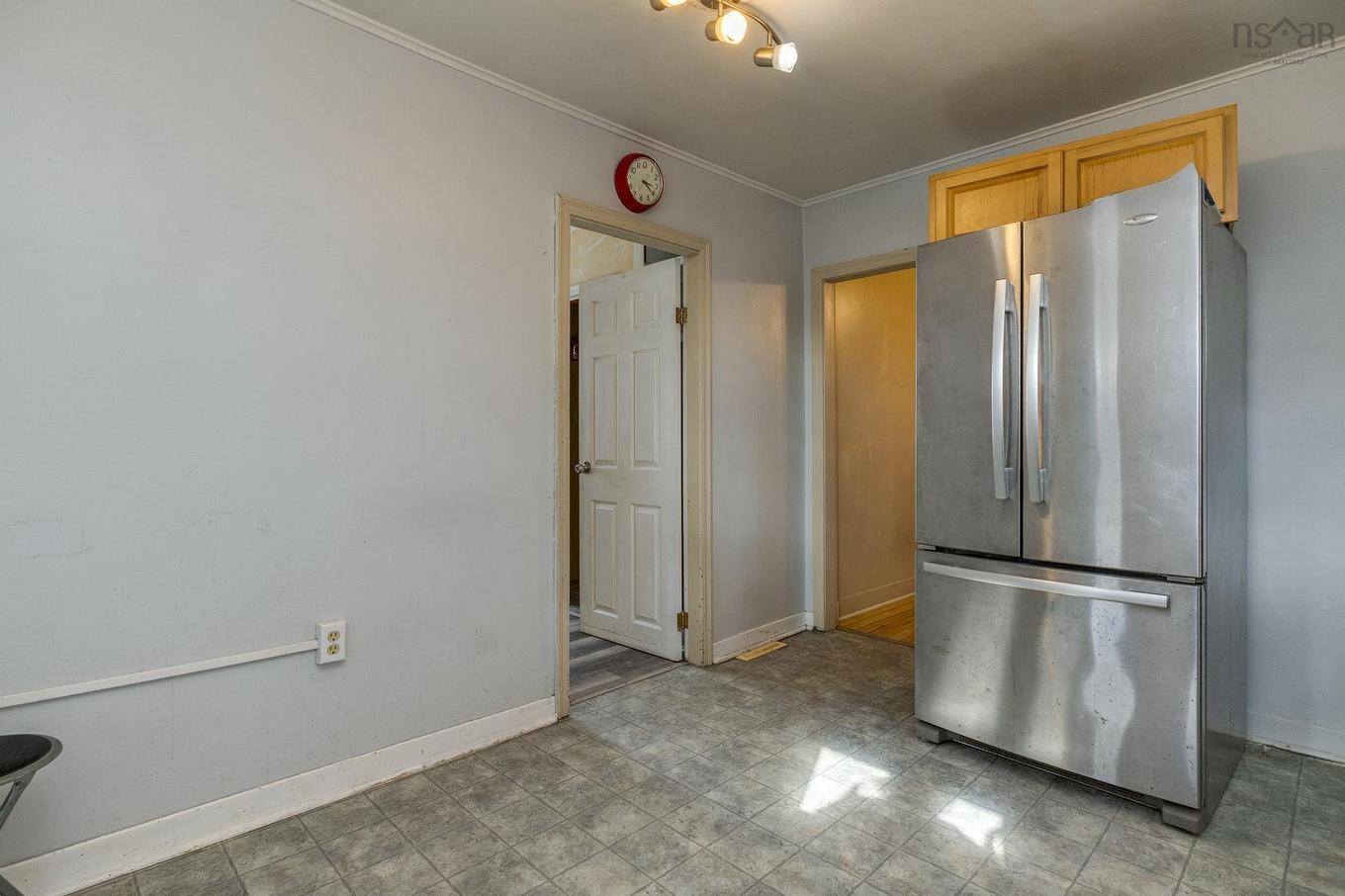 16 High Street, Dartmouth, NS